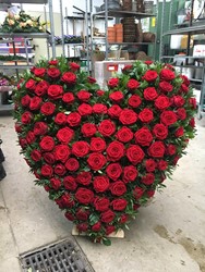 Zeige Details für Herz mit roten Rosen - TF-136 Bild von Herz mit roten Rosen - TF-136