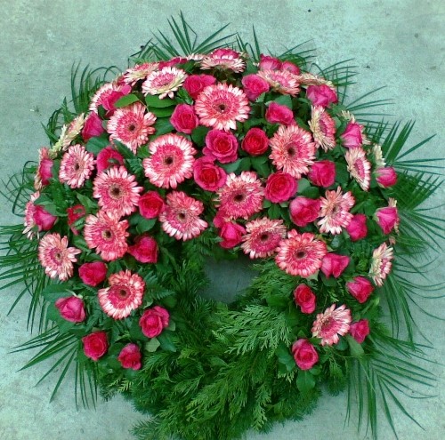 Bild von Kopfkranz mit Rosen - TF-19